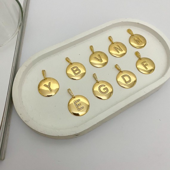 Pingente Letra Cravejada - Folheado a Ouro 18k