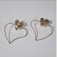 Brinco em Formato de Coração - Folheado a 18k