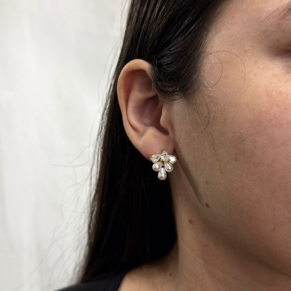 Brinco Formato "Cacho de Uva" com Pérola e Pedras - Folheado a Ouro 18k