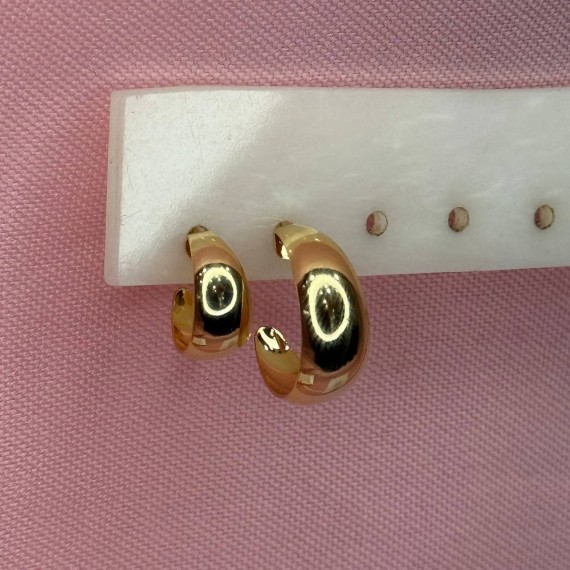 Argola com Tarraxa Dupla - Folheado a Ouro 18k