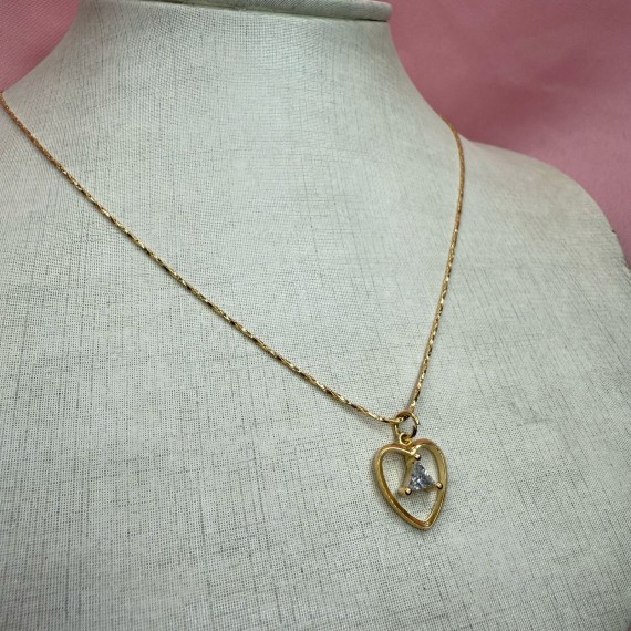 Cordão com Pingente de Coração com Pedra - Folheado a Ouro 18k
